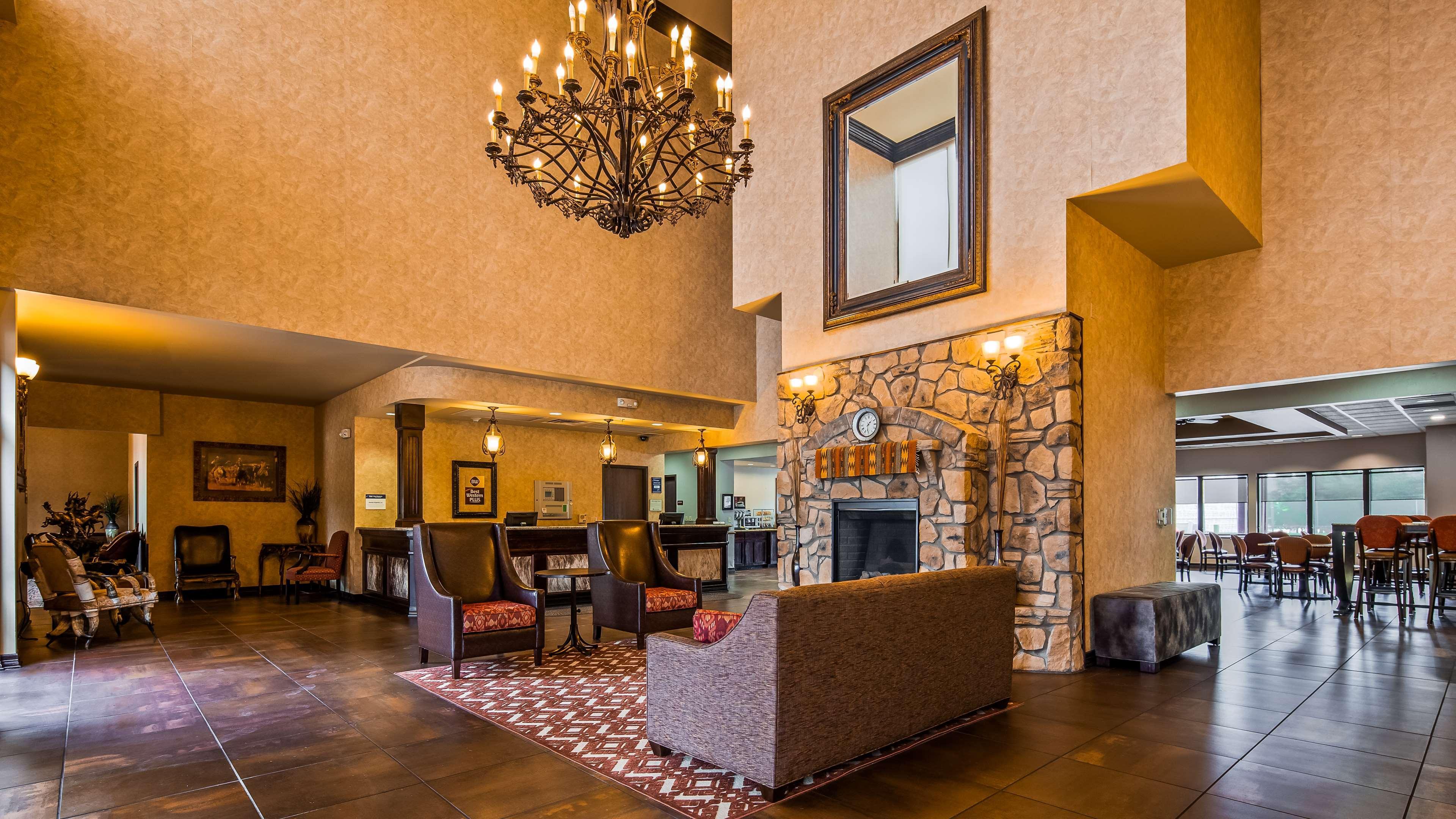 Best Western Plus Cimarron Hotel & Suites Stillwater Eksteriør billede